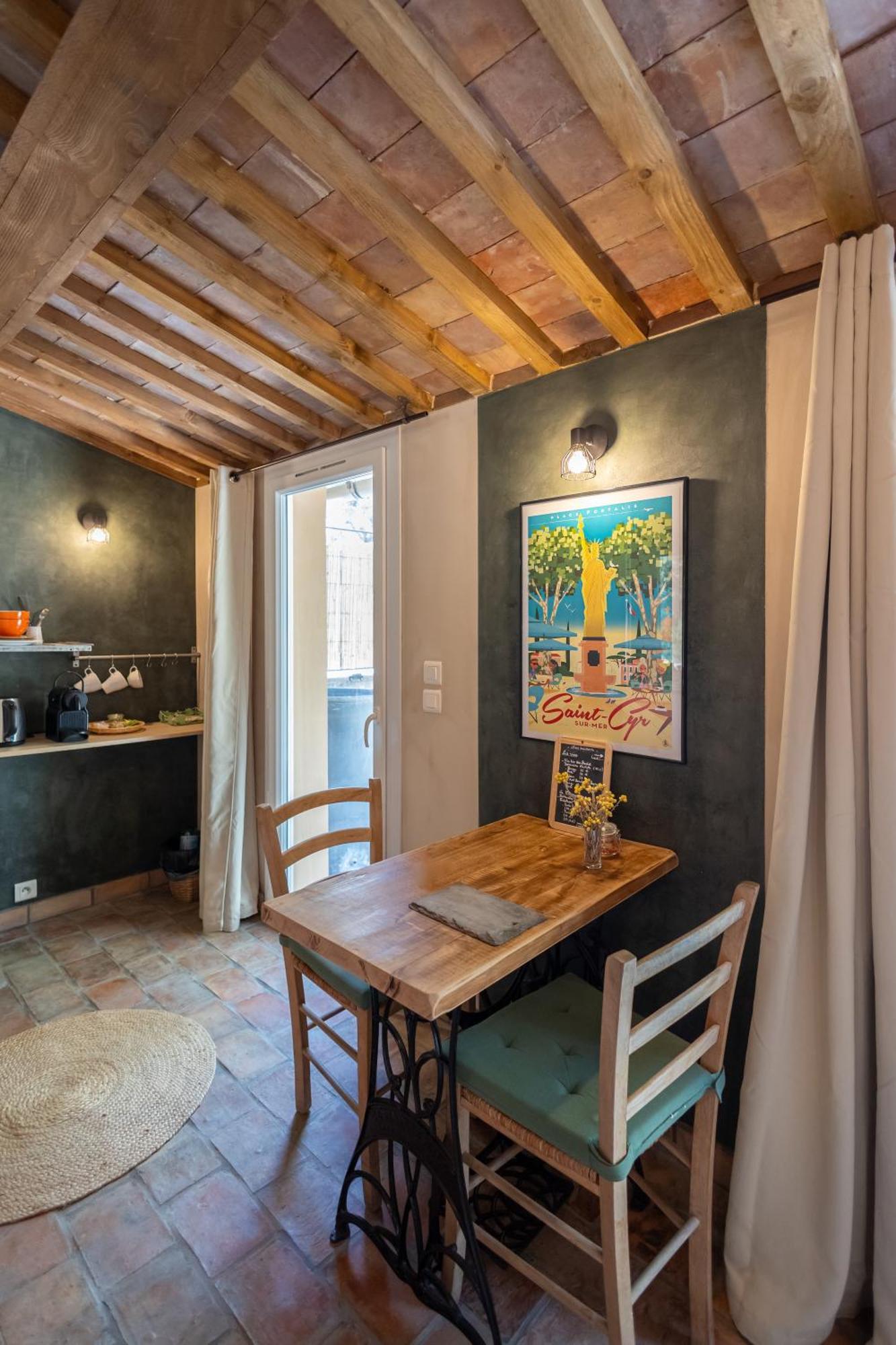 Les Pieds Tanques - Chambres D'Hotes - Calanque A Pieds Saint-Cyr-sur-Mer Exterior photo